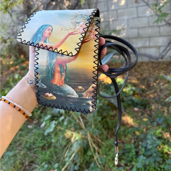 Ethereal Mermaid Phone Purse - Picture 2 of 6